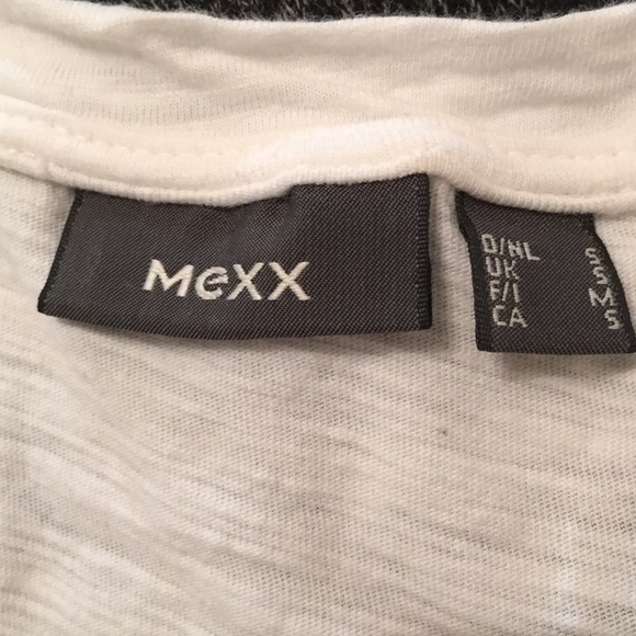 I have too many clothes - Picture 4 of 4